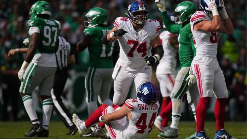 Giants rookie running back Cam Skattebo suffers dislocated right ankle against Eagles