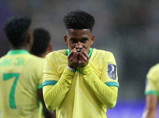 Casemiro issues warning over Estevao as Chelsea star shines for Brazil
