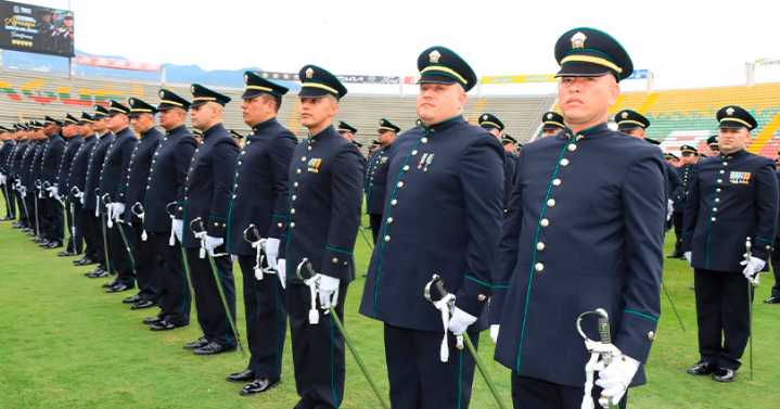 Con emotiva ceremonia ascendieron más de 700 Policías en el estadio Murillo Toro
