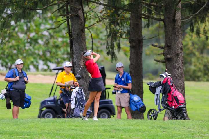 Photo gallery: Bridgeport wins Big 10 Golf Championship at Bel Meadow G.C.