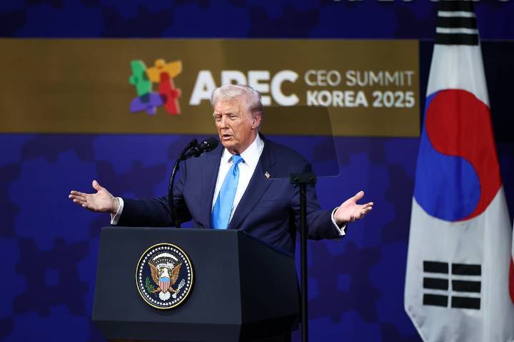 Trump Greenlights Building Nuclear-Powered Sub For South Korea