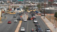 El cierre del gobierno de EE UU causa largas colas de inmigrantes en la frontera de México