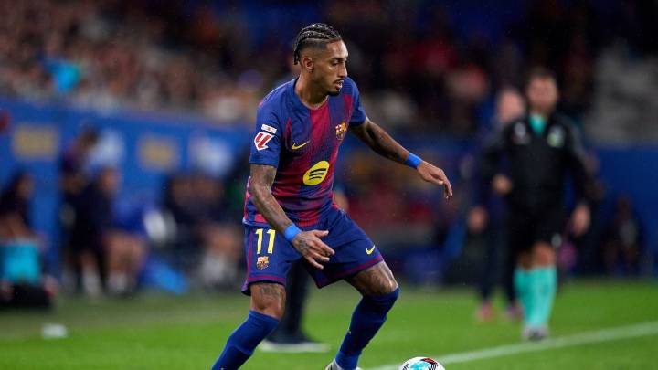Barcelona's Raphinha (hamstring) to miss Clásico