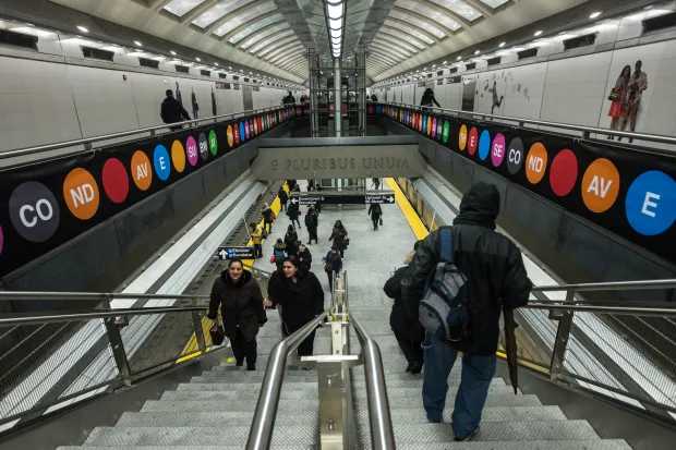MTA aprueba aumento de pasajes en transporte público de Nueva York