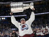 Defenceman Erik Johnson retires after 17