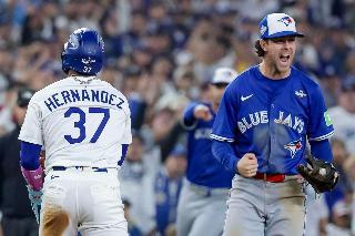 Blue Jays igualan la Serie Mundial tras vencer con autoridad a Dodgers