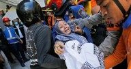 Indonesia Earthquake Hampers Rescue at Collapsed Boarding School