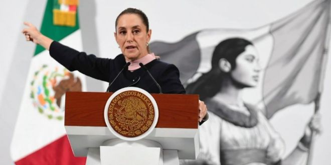 Sheinbaum cuestiona cancelación de 13 rutas aéreas a EU