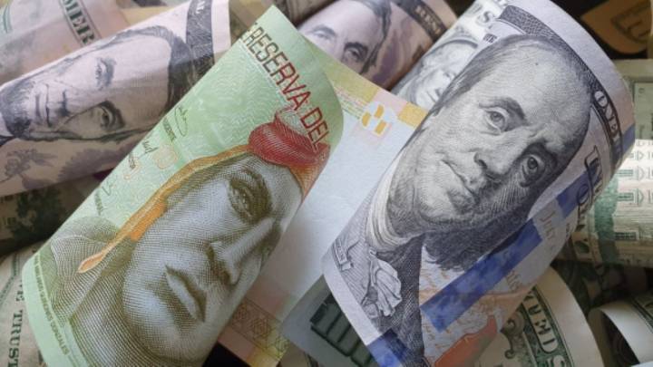 Precio del dólar hoy 5 de octubre: el peso mexicano retrocede por la crisis en EU