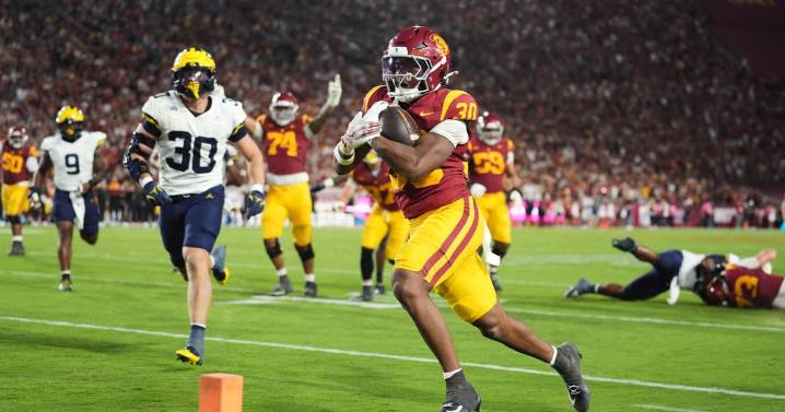 No. 20 USC's matchup with No. 13 Notre Dame highlights this week's Big Ten schedule