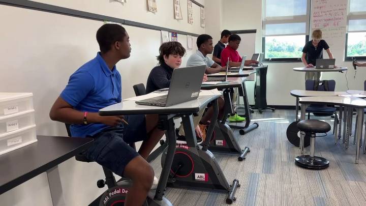 Middle school trades in traditional desks for movement