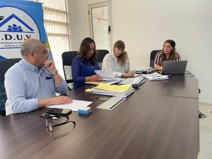 Se realizó la apertura de sobres para la construcción de 120 viviendas en Río Gallegos