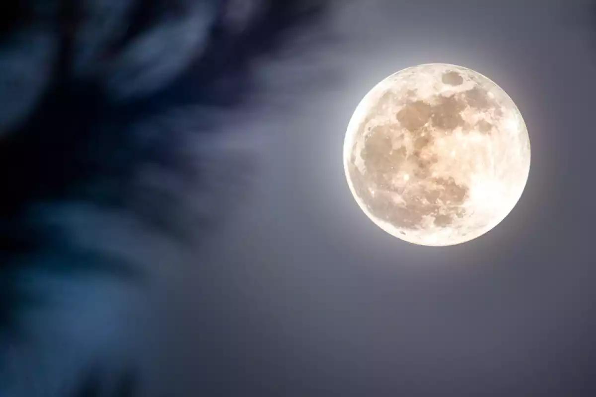Superluna octubre 2025: cuándo ver la Luna llena de la Cosecha y por qué es especial