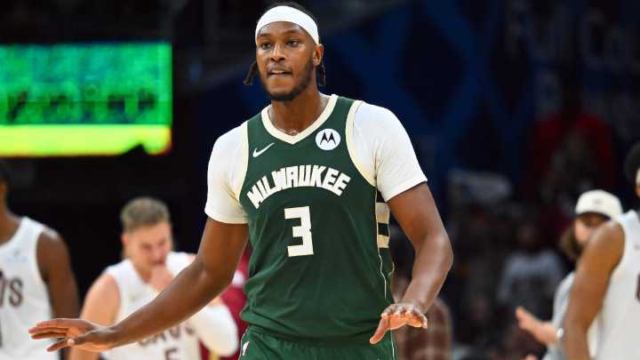 Bucks' Myles Turner opens up on free agency, says Pacers 'changed their mind'