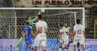 Práctica de penales y ambiente hostil: la tensa espera de la U de cara a la revancha con Lanús por la Copa Sudamericana