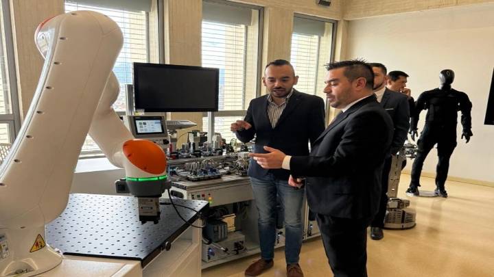 Liderado por la CAR y la Agencia Espacial, el diseño del primer satélite ambiental colombiano cuenta con la participación de la Universidad Compensar
