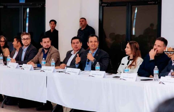 Comparte Bonilla estrategias de desarrollo económico con empresarios
