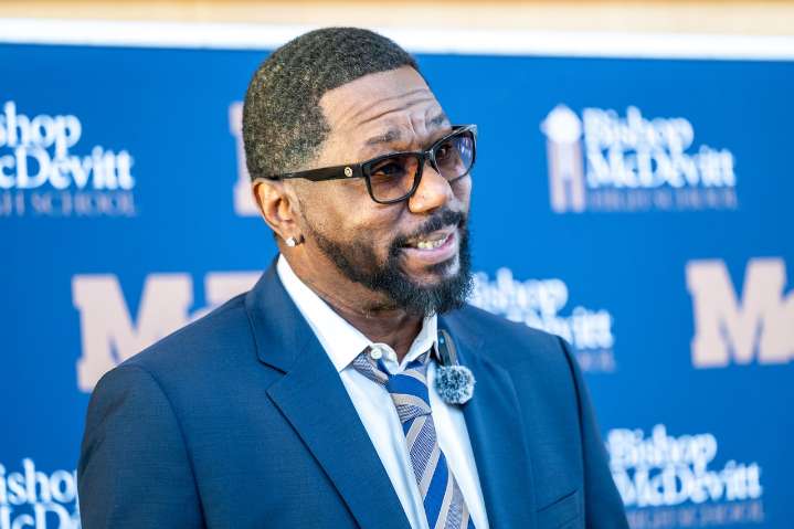Bishop McDevitt alum and Super Bowl champion Ricky Watters returns for Homecoming weekend