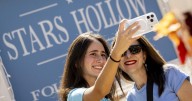 'Gilmore Girls' at 25: With nods to Stars Hollow, fans flock to a recreation of a beloved show