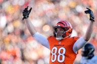 Deadspin | Bengals TE Mike Gesicki, Tanner Hudson both ailing