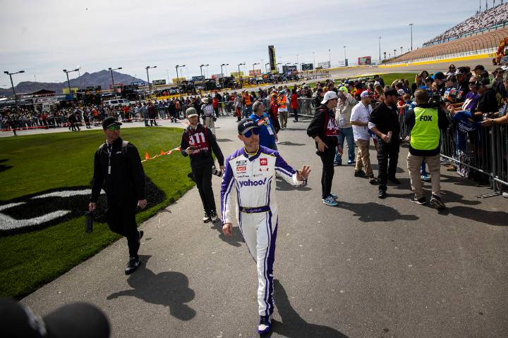 Denny Hamlin wins NASCAR South Point 400 playoff race at Las Vegas 