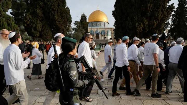 Israeli excavations beneath Al-Aqsa Mosque risk collapse, warns Jerusalem Governorate