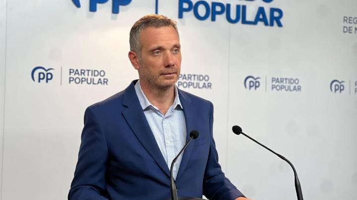 El PP acusa al PSRM de sostener con 160.000 euros en subvenciones al "pseudomedio" que les ataca con noticias falsas