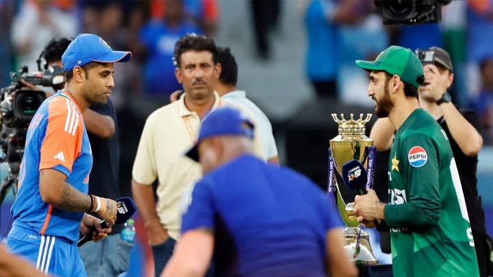 Mohsin Naqvi's Shenanigans Continue! Moves Asia Cup Trophy Out Of ACC Office To…