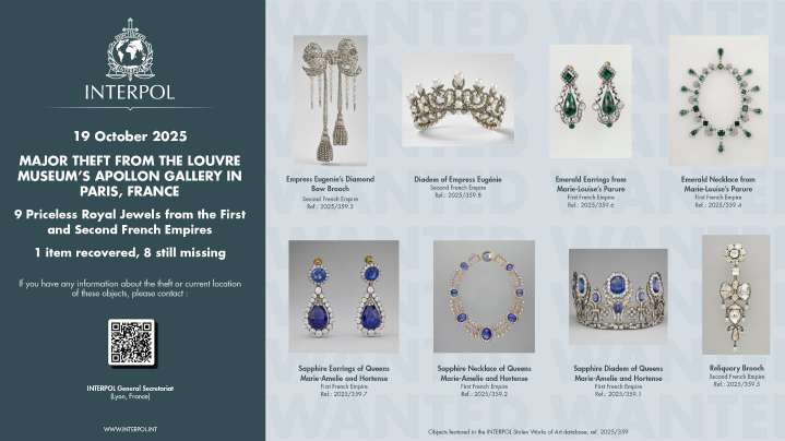 Suspects arrested in theft of crown jewels from Louvre