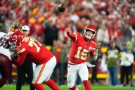 Mahomes, Hunt lead Chiefs to dominant 28-7 win over Commanders, their 9th straight in the series
