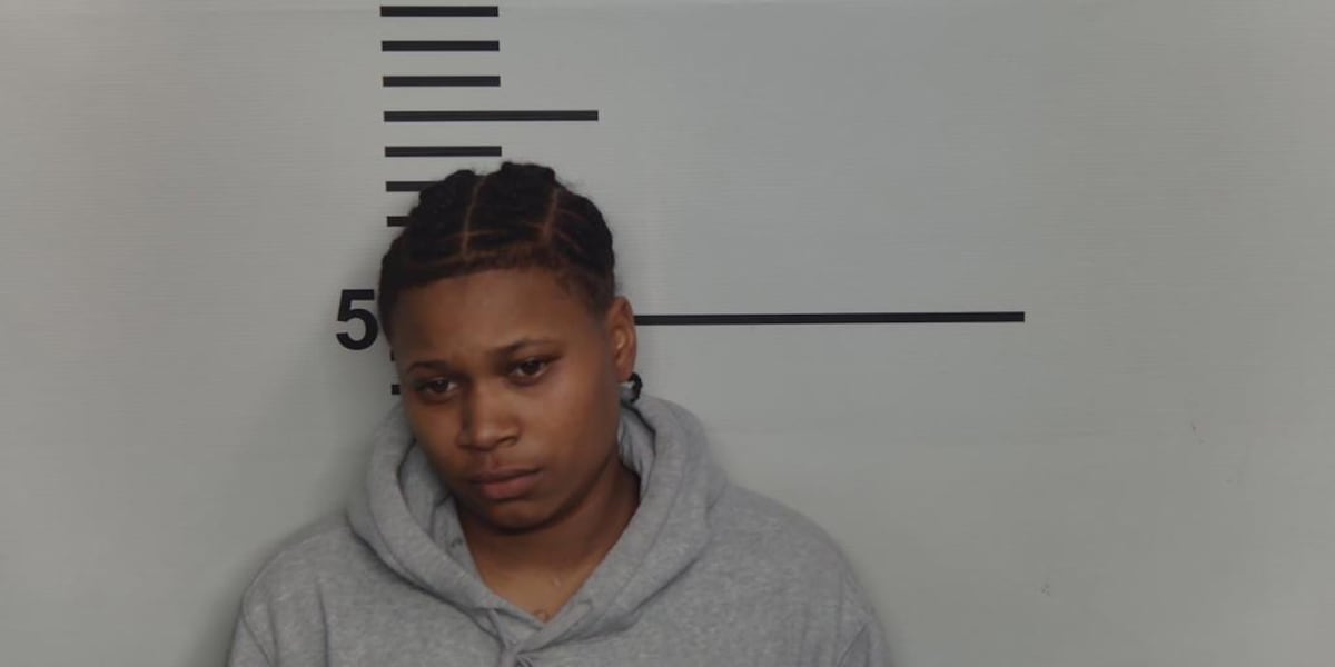 Man dead, woman arrested after two-vehicle crash in Algonquin neighborhood
