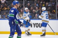 Snuggerud scores twice, St. Louis Blues beat Vancouver Canucks 5