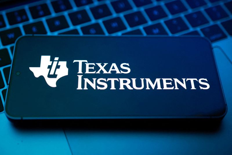 Chipmaker Texas Instruments forecasts fourth-quarter revenue below estimates