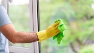 Las expertas en limpieza usan este producto casero y los resultados te van a dejar con la boca abierta