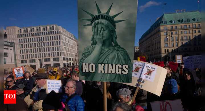 Love America, hate Trump: 'No Kings' rallies across US diss Donald