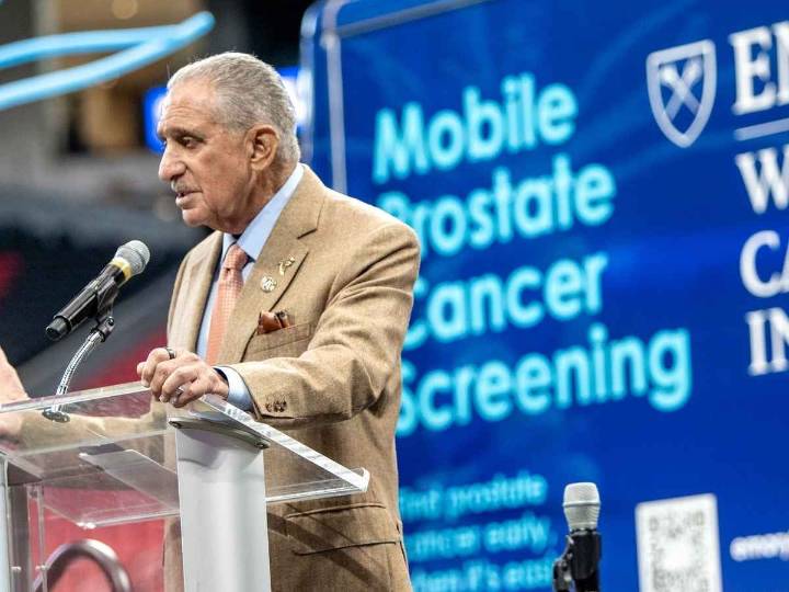 Arthur Blank dona 1.5 millones de dólares para ayudar a víctimas del huracán Melissa en el Caribe