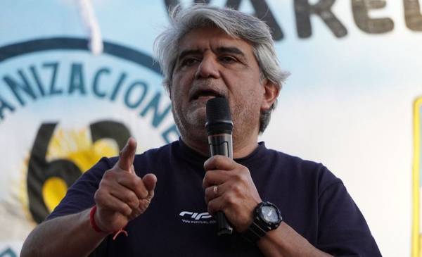 Walter Correa: "Los argentinos no nos estamos muriendo, sino resistiendo"