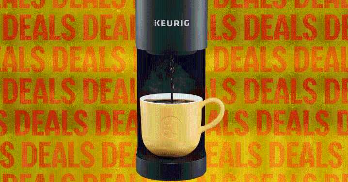 Our Favorite Compact Pod Coffee Maker Is $30 Off