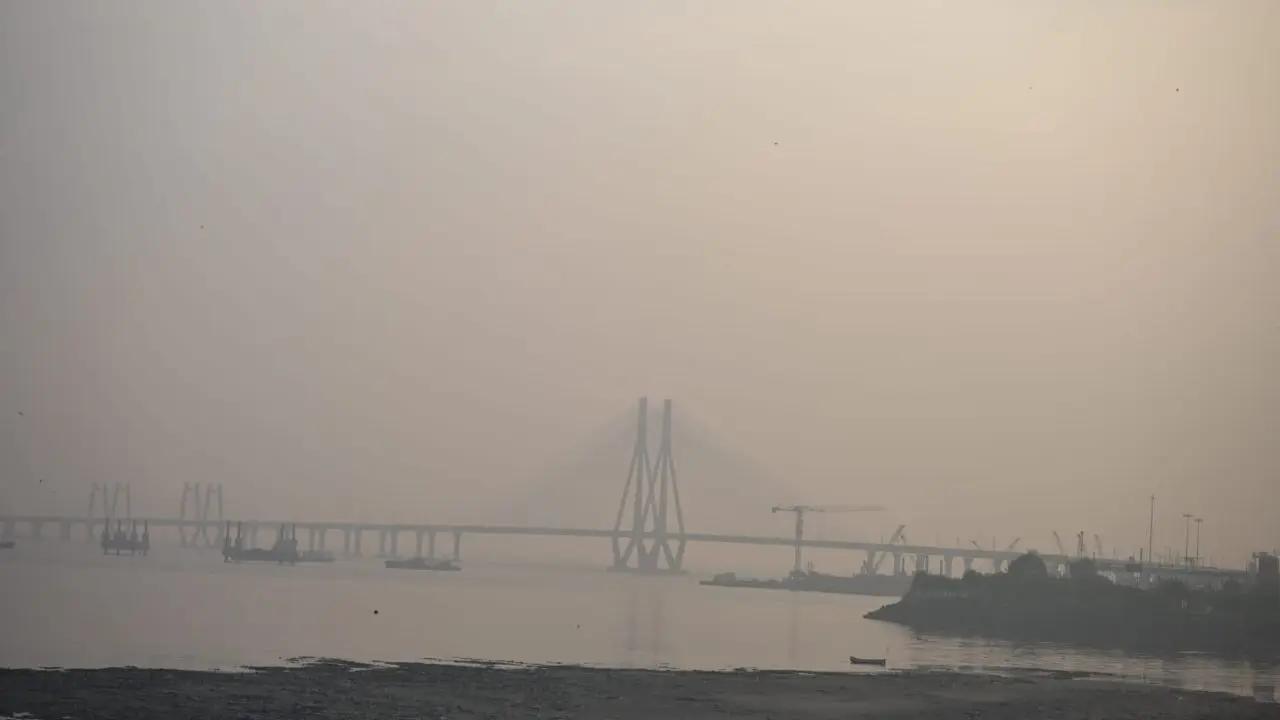 Mumbai LIVE: IMD issues yellow alert for Mumbai for next three hours