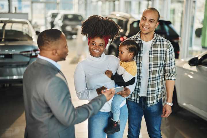 Finding the best deals on your dream car this season