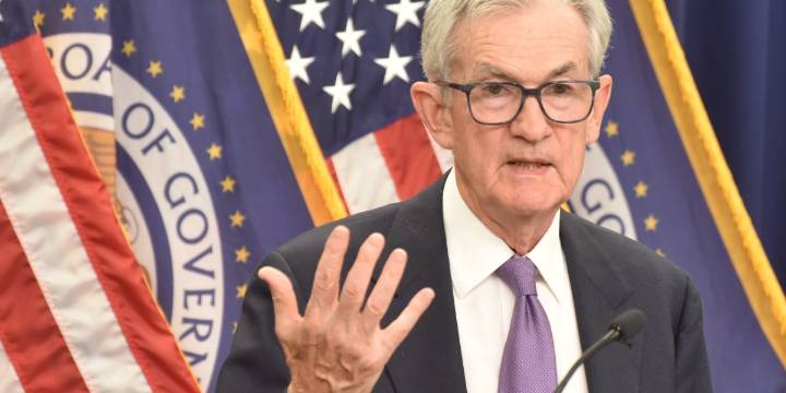 Powell gave traders a green light to double down on AI—but the markets punished Meta and Microsoft anyway 