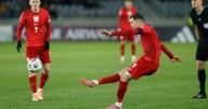 Lewandowski sidelined by hamstring injury and could miss clasico against Real Madrid
