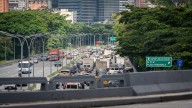 Ministerio del Transporte anuncia cierre temporal de dos vías principales en Caracas