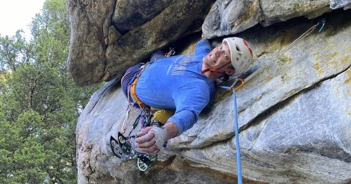 Alaskan climbing star dies in fall from Yosemite's El Capitan