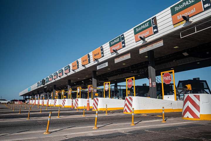 Chau peajes: el Gobierno anunció un cambio histórico en las rutas