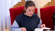La concejala Pilar Gregores rompe con el PP de Tui tras un año de «exclusión» dentro del grupo
