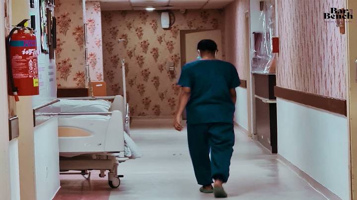 Supreme Court summons Health Secretaries of 28 States/UTs for failing to act on ICU safety measures
