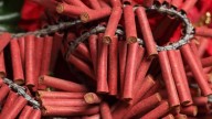 Diwali 2025: Never Use Turmeric Or Toothpaste On Cracker Burns, Warn Doctors