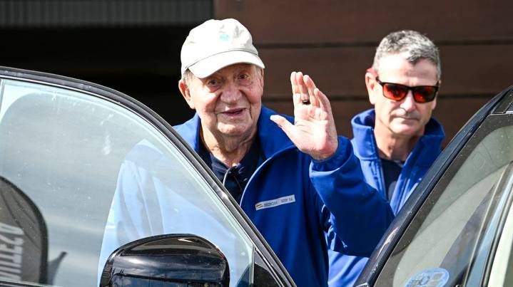 Juan Carlos I defiende su «herencia» democrática a España y desea regresar a su «hogar»