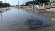 En Arboledas I, vecinos de Mazatlán también sufren por la contaminación de una fuga de drenaje